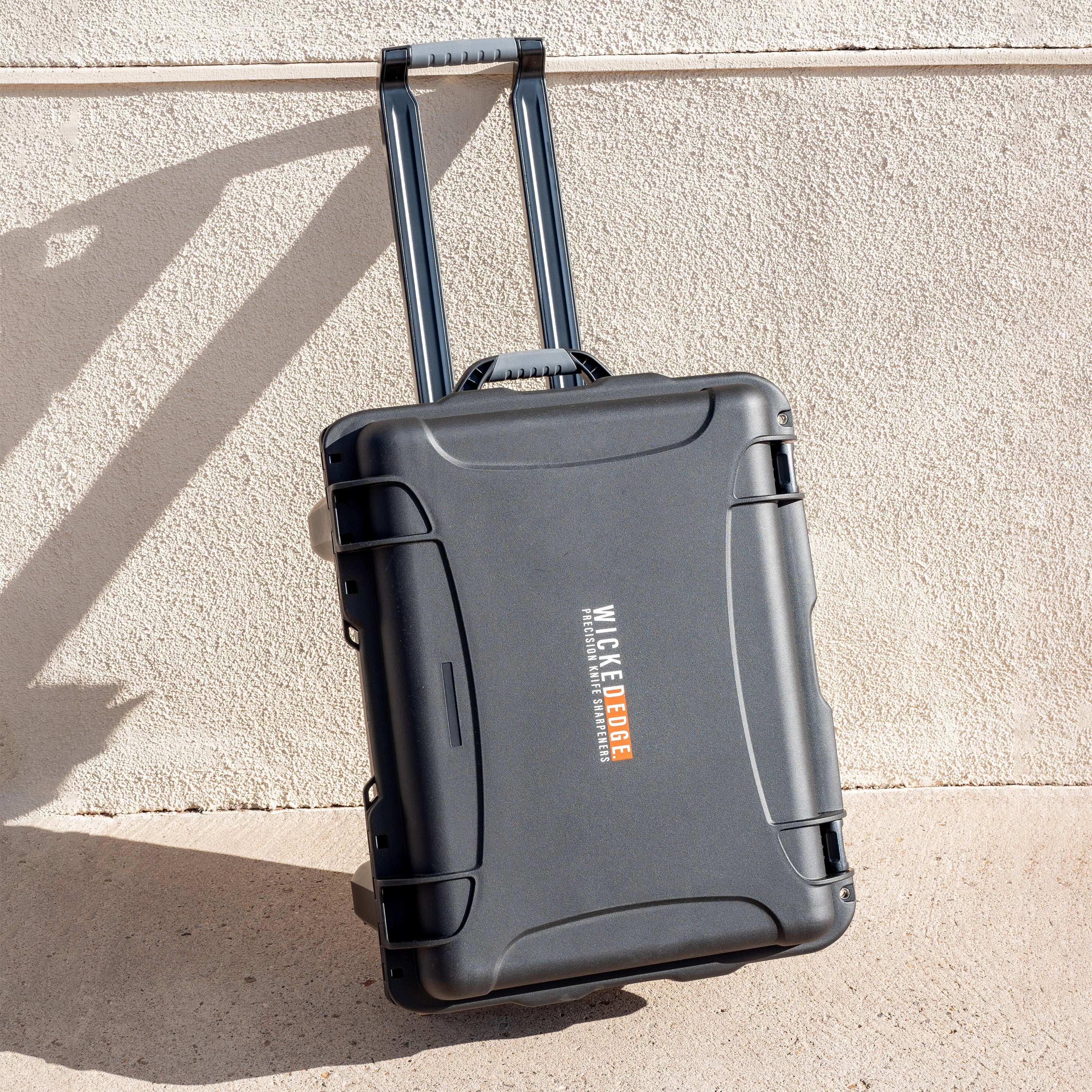 Hard Carrying / Rolling Case with Retractable Handle