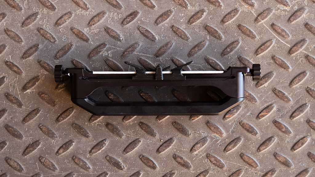 WE26 Venture Pro portable knife sharpener front view