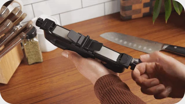 Grit change from diamond stone to ceramic stone on the Venture Pro portable precision knife sharpener
