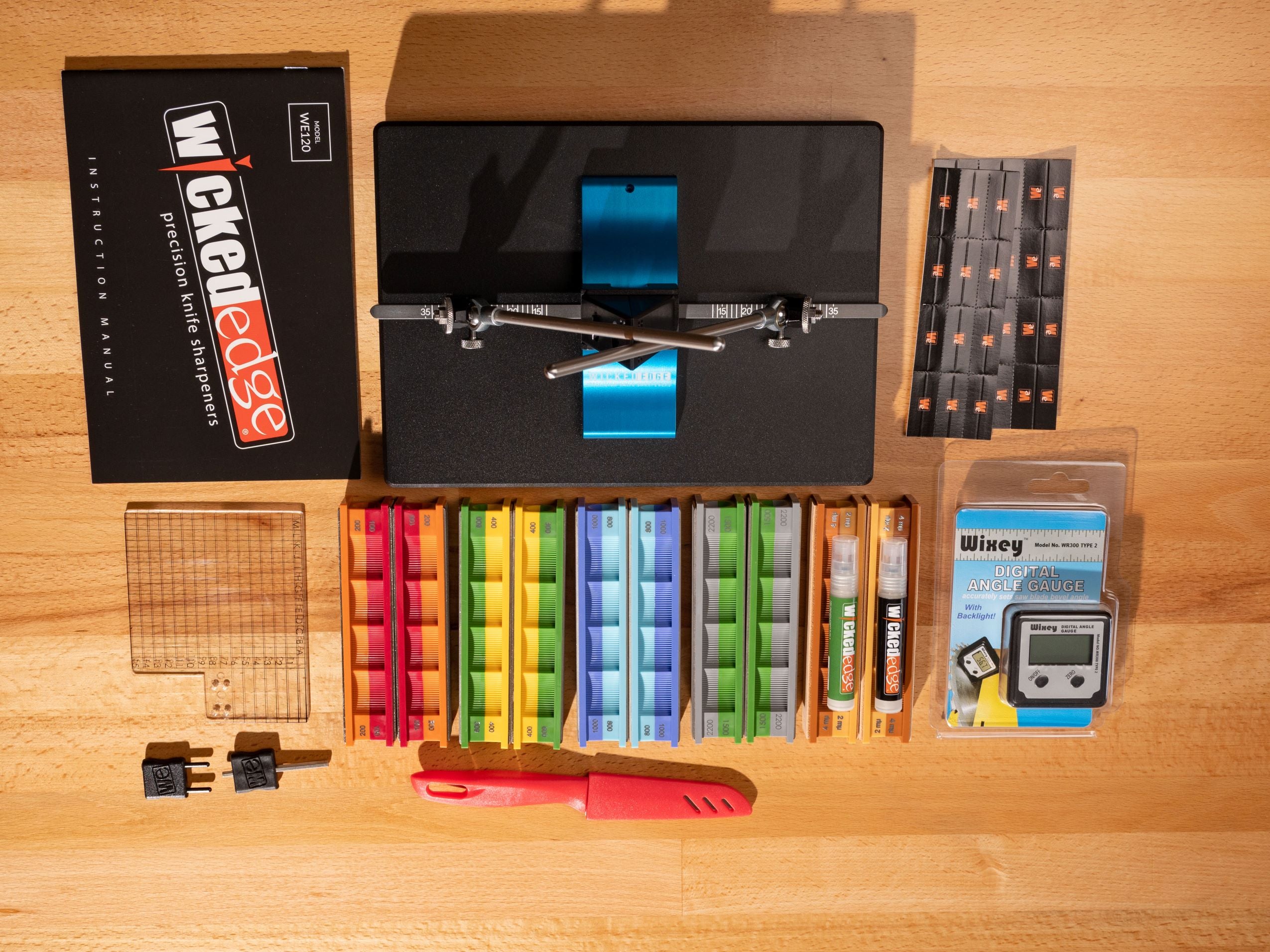 Pro-Pack II sharpening kit in overhead product photo at close range from directly above.