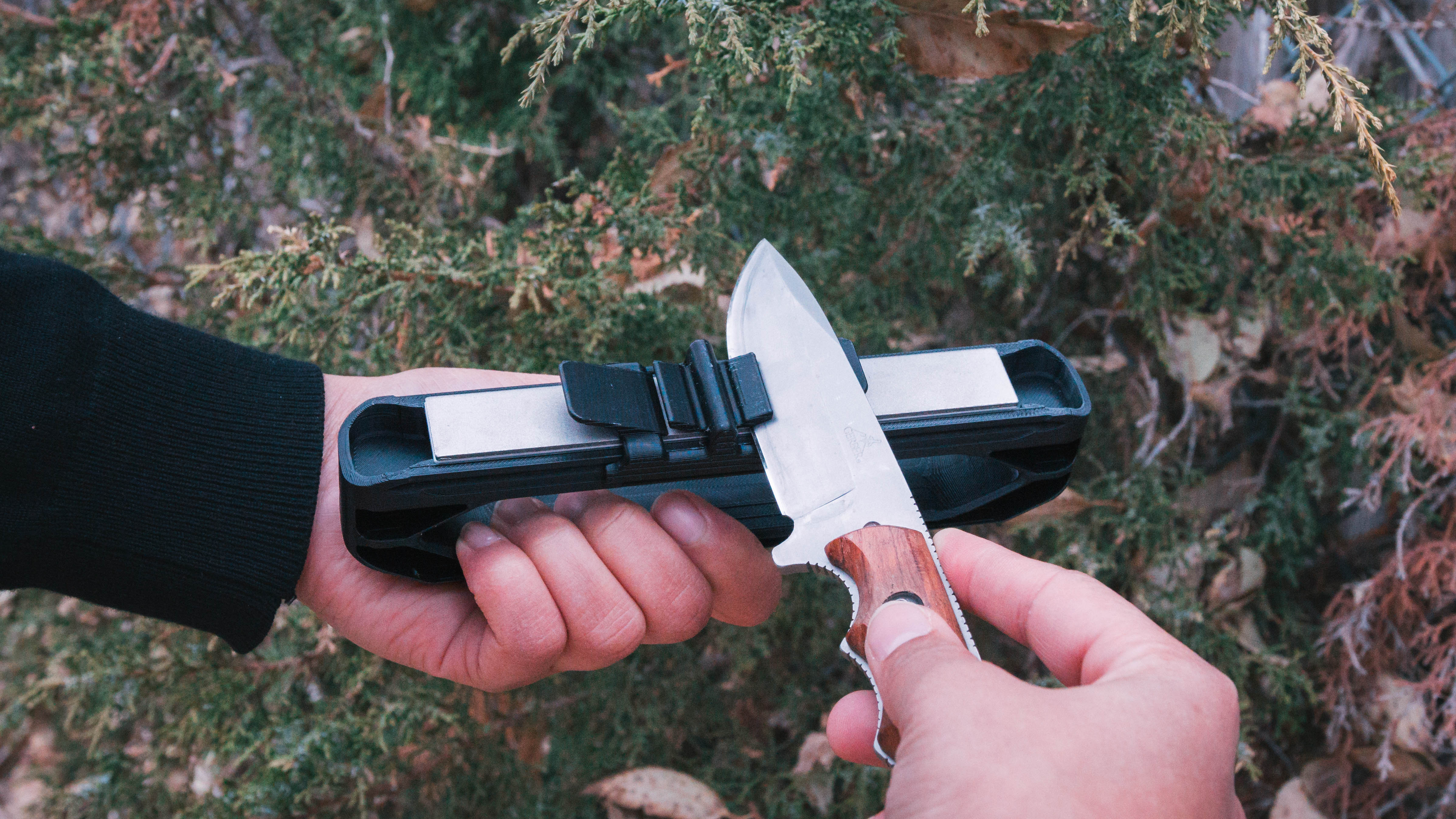 Field knife sharpened with the diamond stone on the Venture knife sharpener